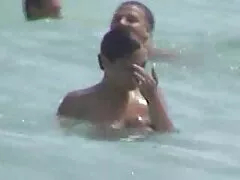 הג'ינג'ית המתובלת והזנונית לורי ג'יין בולעת את בלי סקס חינם הכיכר אחרי זיון קשה