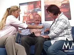 נער סרטי סקקס חינם טוב עם ציצים קטנים לילי לארימאר דפוק כמו זונה